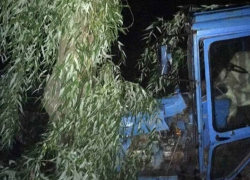 Рухнувший в пропасть трактор лишил жизни своего водителя