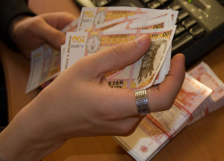 Органам местного управления не хватает средств на зарплаты бюджетникам
