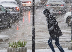 В среду на Молдову обрушатся мокрый снег и порывистый ветер 