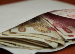 В Молдове продолжается выплата зарплат «в конвертах»: данные статистики 