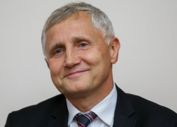 Вместо того, чтобы сосредоточиться на борьбе с коррупцией, власти развязали войну с прокуратурой, - мнение 