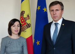 Заявление о намерении заручиться поддержкой унионистов компрометирует Санду, - гражданский активист