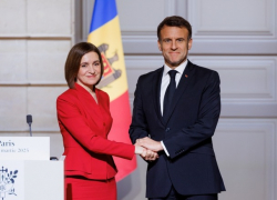 Подарки для президента: Санду передали сувениры на 57 тысяч леев