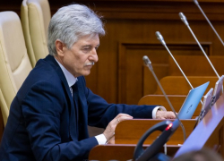Глава финрынка Молдовы назвал 112 тысяч в месяц “минимальной зарплатой” для его сферы