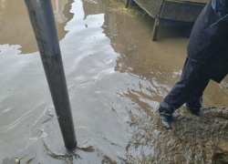 В Глодянах чудовищный ливень с градом за пять минут уничтожил посевы и дороги в одном из сел