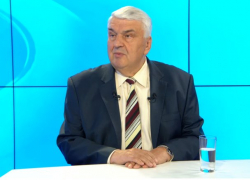 «Ничего не могут нормально решить»: Урекян раскритиковал решение властей об отключении электроэнергии 