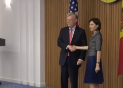 Майя Санду встретилась с Джоном Болтоном: Молдова обсудит новый план действий с НАТО