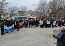 Железнодорожники Молдовы продолжают протестовать: Люди месяцами сидят без зарплат