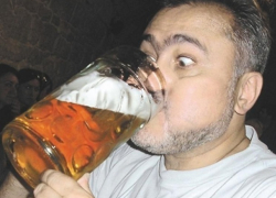 Идеальную емкость для "правильного" употребления пива вычислили ученые