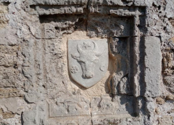 Герб Молдавского княжества вернулся на стены Четатя Албэ