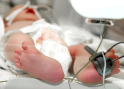 В Теленештском районе пьяная мать кинула собственного ребенка на пол