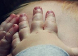 В Бендерах мужчина жестоко избил 6-месячного ребенка