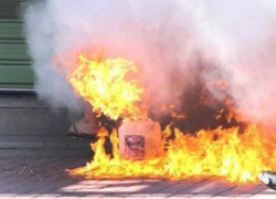 19-летняя девушка получила 40% ожогов тела после использования легковоспламеняющейся жидкости 