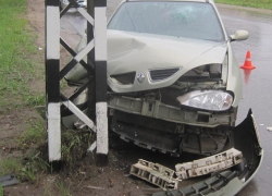 Водитель погиб после жуткого столкновения с опорой ЛЭП в Кишиневе