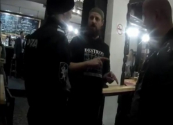 На бульваре Штефана чел Маре спецназ Fulger разнял драку иностранца с молдаванином