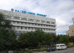 Молдаванин погиб, упав с семиметровой высоты после отравления газом