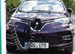 Электропробег в Молдове - владельцы Tesla решили продемонстрировать преимущества своих машин
