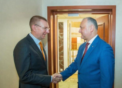 Игорь Додон встретился с министром иностранных дел Латвии