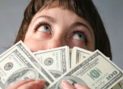 Кому еще из депутатов деньги не пахнут?