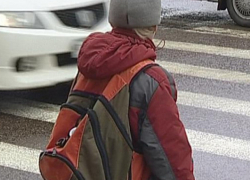 8-летний ребенок торопился в школу и попал под колеса авто на зебре в Кишиневе 