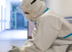 Правительство решило лишить пособия в 100 тыс. леев семьи невакцинированных медработников, умерших от COVID 19 