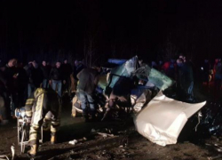 Двое человек погибли в аварии под Ватрой с участием четырех автомобилей