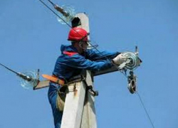 Поставщик электроэнергии сообщил о временных отключениях: узнайте, где в среду не будет света 