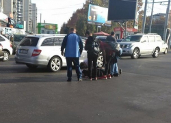 Подросток попал под автомобиль на «зебре» на Ботанике 