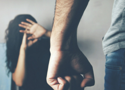 Гражданин Молдовы поехал в Иерусалим, чтобы избить бывшую жену и выдавить ей глаза