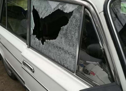 Вандалы продолжают громить машины в Кишиневе: этой ночью пострадали несколько «Жигулей»