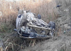 Под Кишиневом 18-летний лихач жестко перевернул на крышу Opel и бежал с места аварии