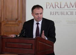 «Какие ваши доказательства?» - Канду разнервничался, когда его спросили про подкуп перебежчиков из ДПМ