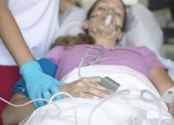 Девушка погибла в больнице после распыления газа 