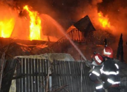 В Гидигиче мужчина сгорел заживо в собственном доме 