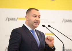 Фальшивые аукционы, схемы и осужденный брат – скелеты в шкафу кандидата от ПДС Фрунзе