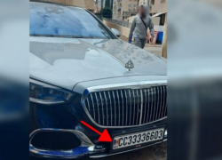 В интернете «завирусились» фото автомобилей почетных консулов Молдовы в Израиле