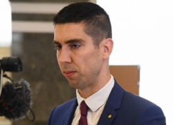 Попшой заявил, что «Красносельский унижает Додона», но унизил этим только сам себя