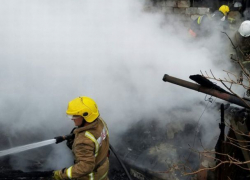 В Парканах детские игры с огнем стали причиной крупного пожара