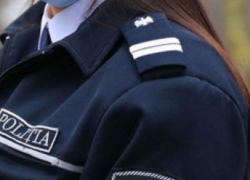 Незаконное ношение полицейской формы: девушку оштрафовали на 900 леев