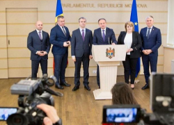 «И вдруг» - депутат Pro Moldova теперь требует возобновить переговоры по российскому кредиту: «он нам нужен»