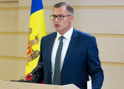 Выдвиженец ПДС на пост председателя совета директоров НКФР резко изменил свое отношение к «бессовестным» зарплатам