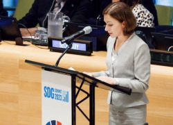 Санду улетела в Нью-Йорк и рассказала об успехах Молдовы