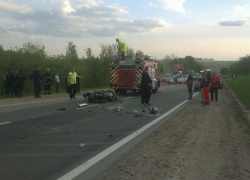 ДТП на Балканском шоссе: три авто разбиты, мотоциклист в реанимации