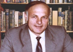 Илларион Постолаки - врач, основатель научной школы, подвижник