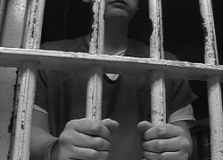 25-летний молодчик получил 8 месяцев за попытку побега