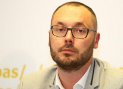 А что скажет Алайба? В Молдове хотят отменить уголовное наказание за легкие наркотики: Литвиненко все отрицает