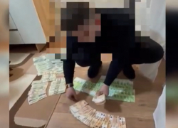 Двое иностранцев задержаны за мошенничество на 550 тысяч леев