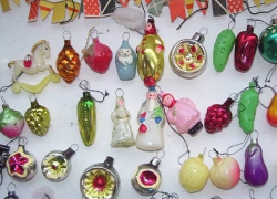 В Молдове есть коллекционер елочных игрушек времен СССР