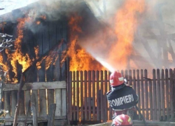 Пожар в Хынчештском районе лишил крова семью