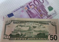 1,01 - соотношение евро к доллару и резкое падение европейской валюты